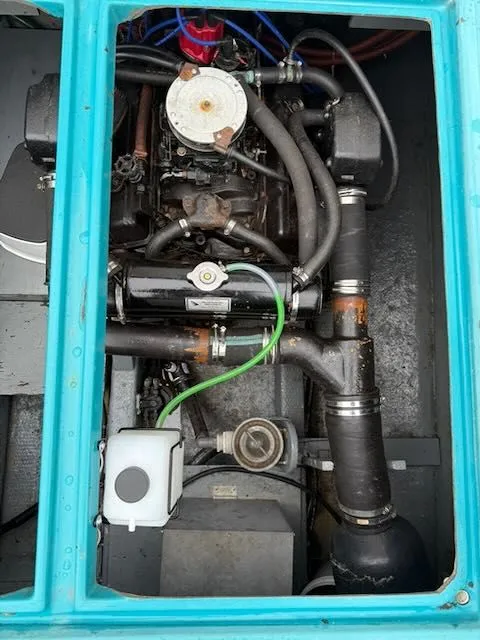 Slide: The Image of Tollycraft 34 Sedan 1978 - 12