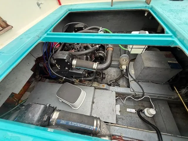 Slide: The Image of Tollycraft 34 Sedan 1978 - 13