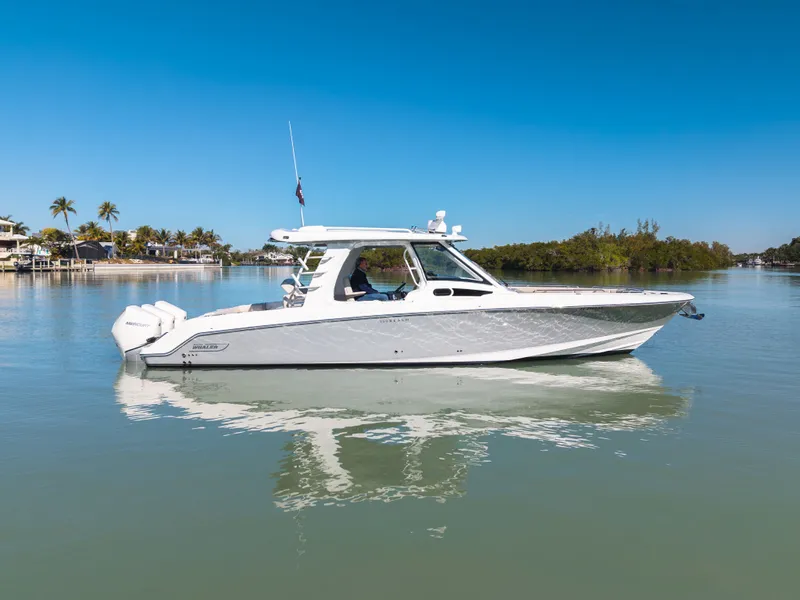 Slide: The Image of Boston Whaler 350 Realm 2021 - 2