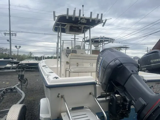 Slide: The Image of Sea Hunt Triton 202 2004 - 3