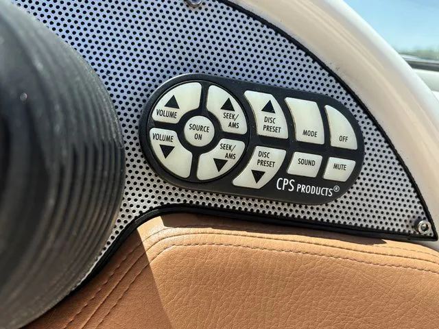 Slide: The Image of Chris-Craft Speedster 2006 - 16