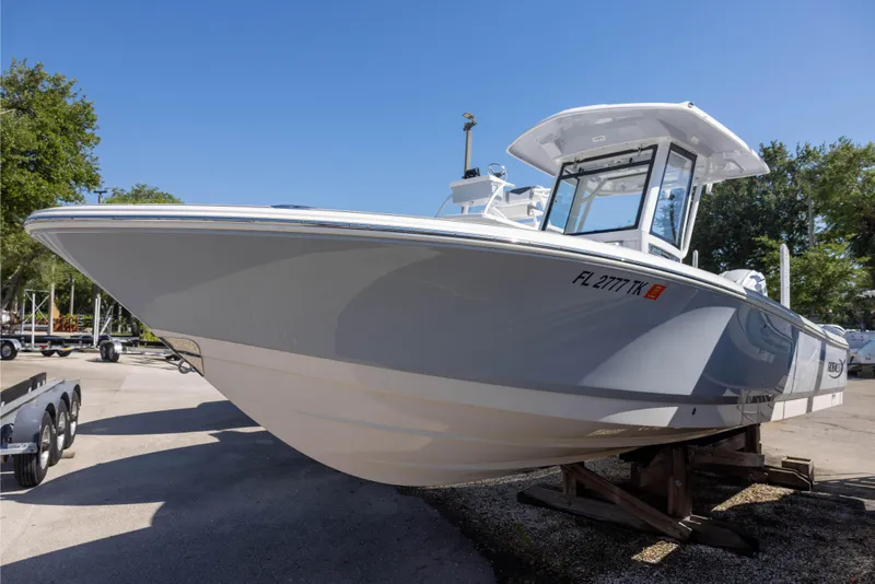 The Image of 2023 Robalo 266 Cayman boat on display, showcasing sleek design and modern features. - 0