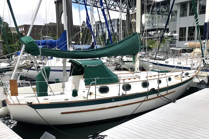 The Image of Pacific Seacraft 31 1988 - undefined