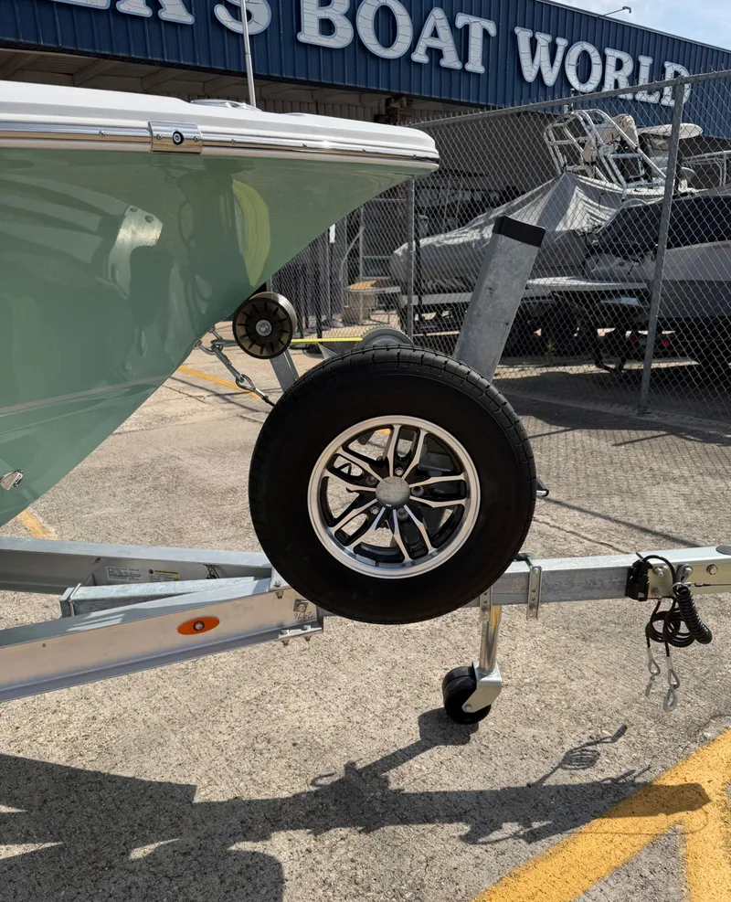 Slide: The Image of Sea Hunt BX22BR 2026 - 10