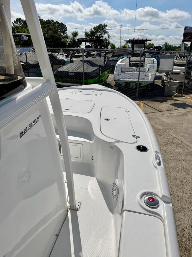 Slide: The Image of Sea Hunt BX22BR 2026 - 18