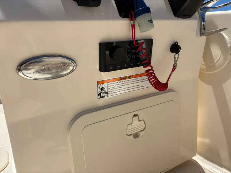 Slide: The Image of Scout 175 Sport Dorado 2023 - 29