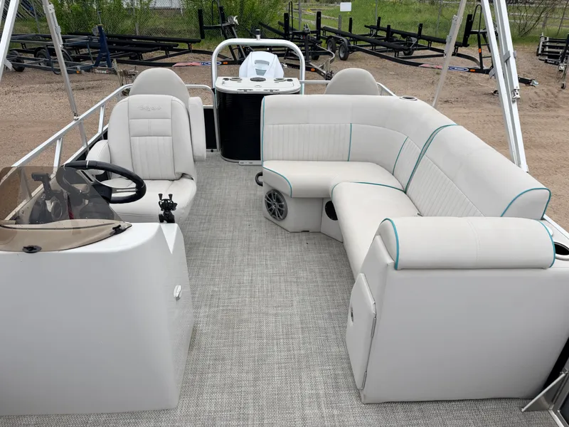 Slide: The Image of Qwest 822 Fish & Cruise Tritoon & 150HP Honda 4Stroke - $39,995 2019 - 18