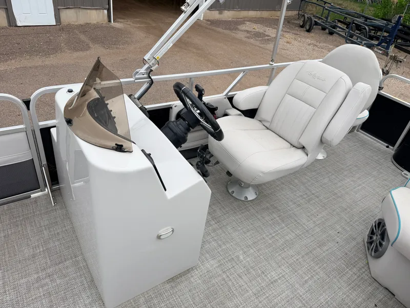 Slide: The Image of Qwest 822 Fish & Cruise Tritoon & 150HP Honda 4Stroke - $39,995 2019 - 19