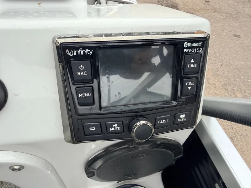 Slide: The Image of Qwest 822 Fish & Cruise Tritoon & 150HP Honda 4Stroke - $39,995 2019 - 22