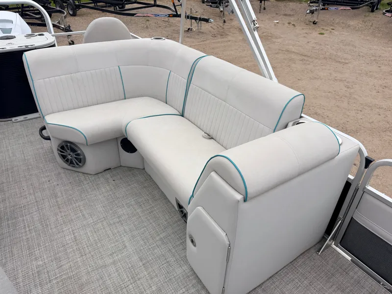 Slide: The Image of Qwest 822 Fish & Cruise Tritoon & 150HP Honda 4Stroke - $39,995 2019 - 25