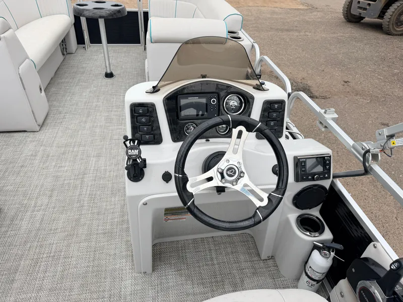 Slide: The Image of Qwest 822 Fish & Cruise Tritoon & 150HP Honda 4Stroke - $39,995 2019 - 30