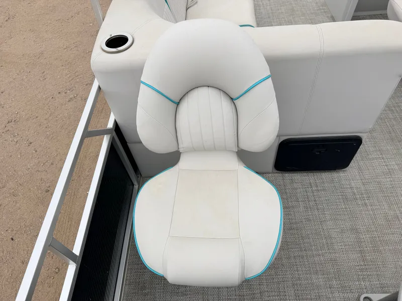 Slide: The Image of Qwest 822 Fish & Cruise Tritoon & 150HP Honda 4Stroke - $39,995 2019 - 33