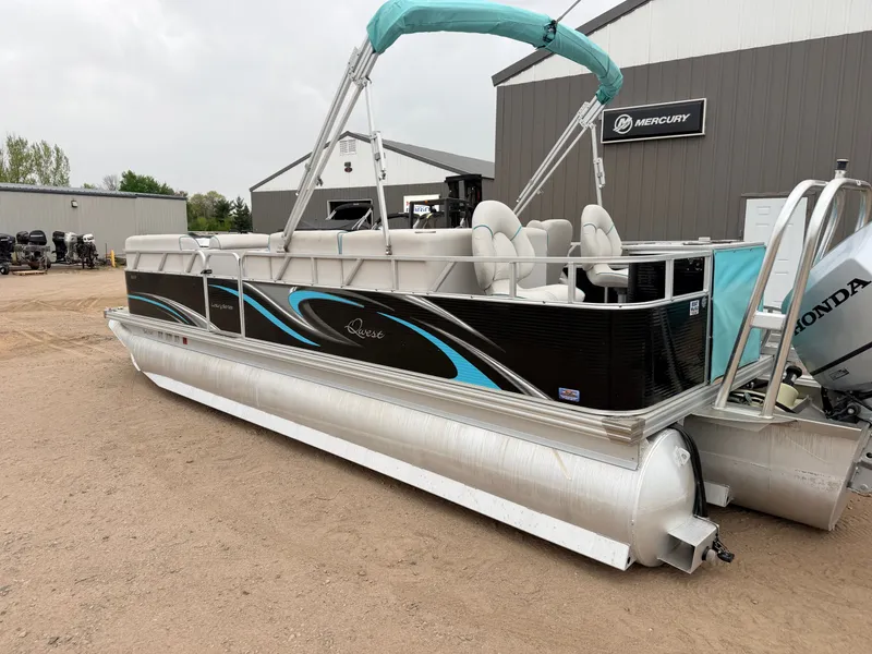 Slide: The Image of Qwest 822 Fish & Cruise Tritoon & 150HP Honda 4Stroke - $39,995 2019 - 52
