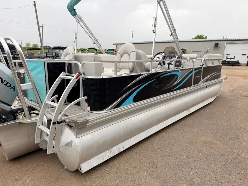 Slide: The Image of Qwest 822 Fish & Cruise Tritoon & 150HP Honda 4Stroke - $39,995 2019 - 54