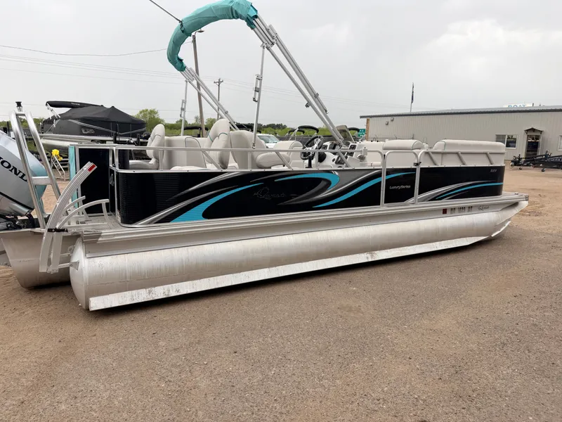 Slide: The Image of Qwest 822 Fish & Cruise Tritoon & 150HP Honda 4Stroke - $39,995 2019 - 55