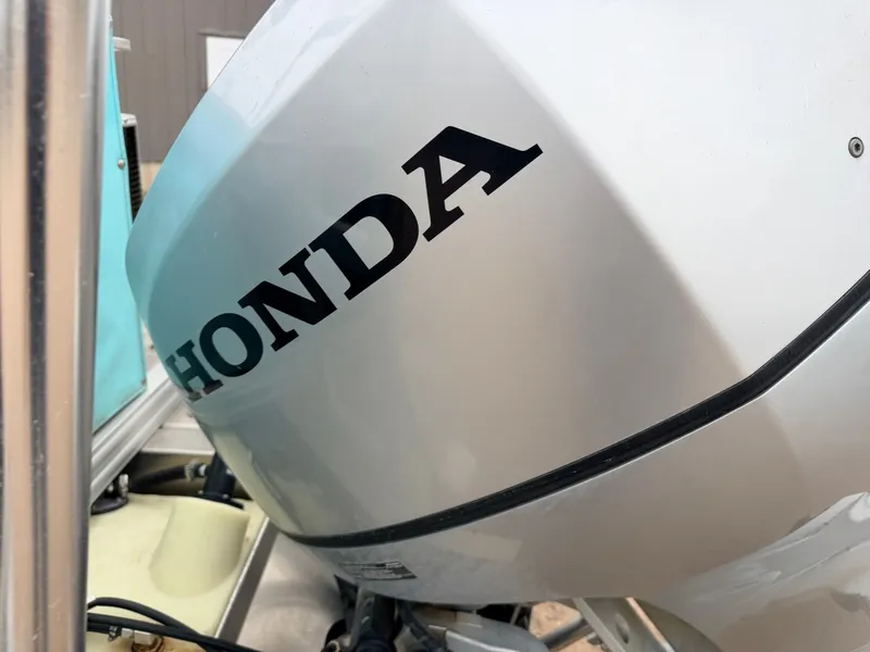 Slide: The Image of Qwest 822 Fish & Cruise Tritoon & 150HP Honda 4Stroke - $39,995 2019 - 66