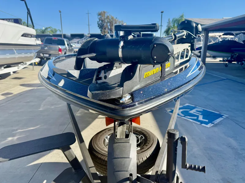 Slide: The Image of Skeeter ZX150 w/ 150HP Yamaha 2024 - 3