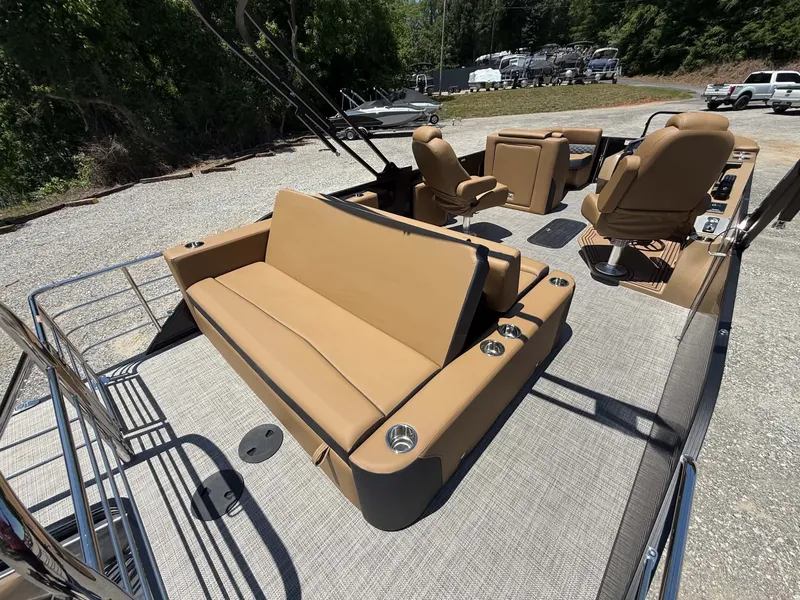 Slide: The Image of Manitou Encore 23 SL SHP 2026 - 24