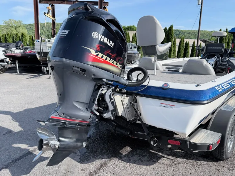 Slide: The Image of Skeeter ZX 20 2012 - 10