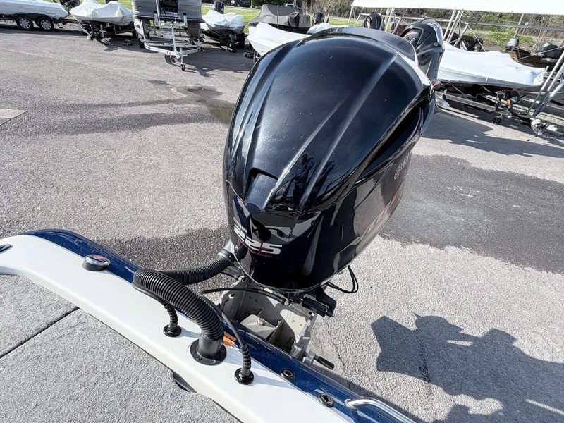 Slide: The Image of Skeeter ZX 20 2012 - 13