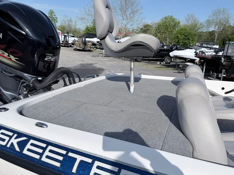 Slide: The Image of Skeeter ZX 20 2012 - 28
