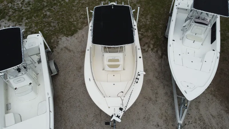 Slide: The Image of Bulls Bay 200 Center Console 2019 - 4