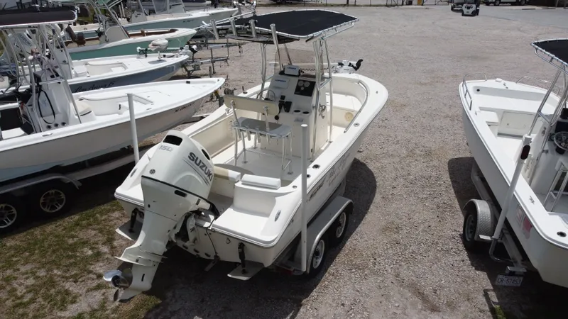 Slide: The Image of Bulls Bay 200 Center Console 2019 - 6