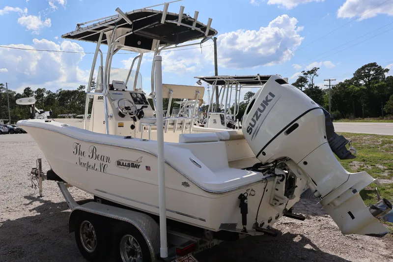 Slide: The Image of Bulls Bay 200 Center Console 2019 - 8