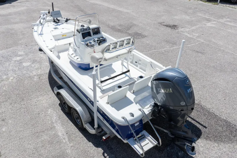 Slide: The Image of 2015 NauticStar 214 XTS boat with Yamaha 150 engine on trailer. - 15