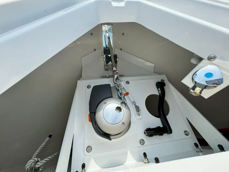 Slide: The Image of Anchor windlass on Cruisers Yachts 50 GLS 2025 model. - 30