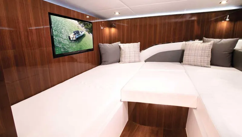 Slide: The Image of Cruisers 50 GLS 2025 - 63