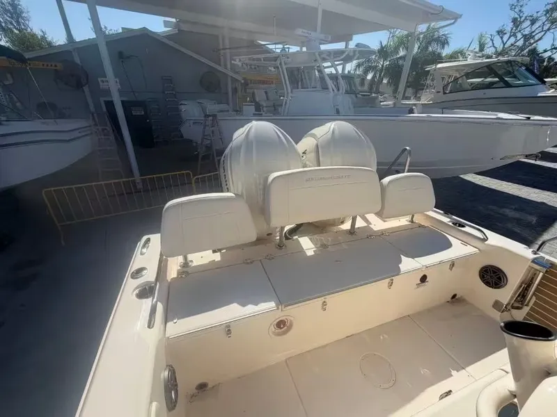 Slide: The Image of Grady-White 281 Coastal Explorer 2026 - 5