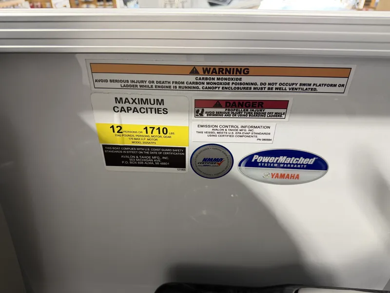 Slide: The Image of Avalon Venture 85 Quad Fish - 21' 2026 - 14