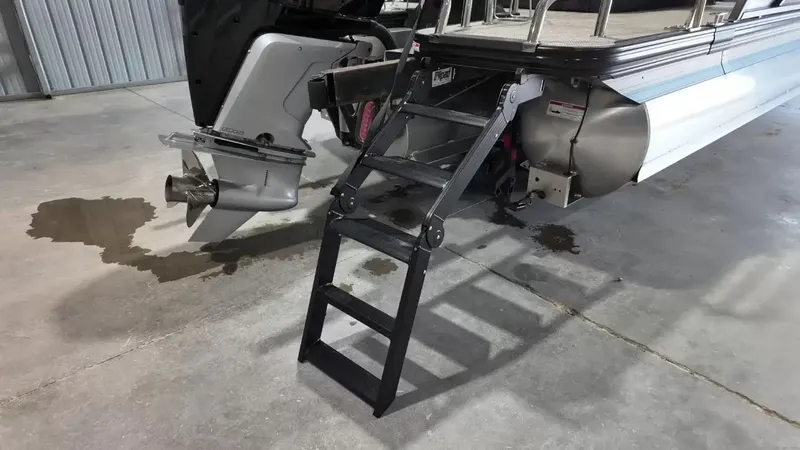 Slide: The Image of 2026 Barletta Lusso L23UC with foldable ladder and motor. - 8