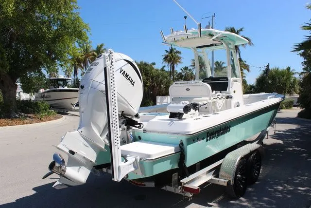 Slide: The Image of Everglades 243 FISHING PACKAGE 2022 - 11