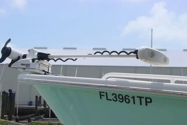 Slide: The Image of Everglades 243 FISHING PACKAGE 2022 - 53