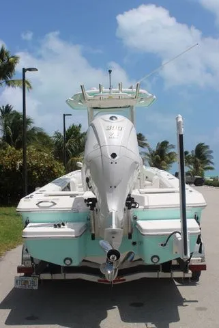 Slide: The Image of Everglades 243 FISHING PACKAGE 2022 - 9