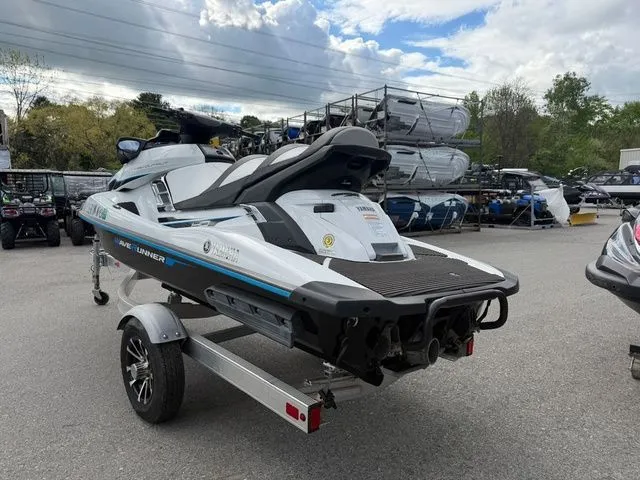 Slide: The Image of Yamaha FX Cruiser HO 2018 - 6