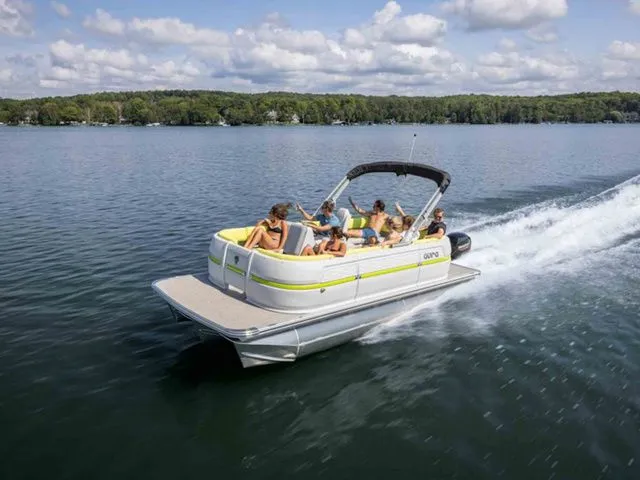 Slide: The Image of Aura Pontoons 23FT 2026 - 15
