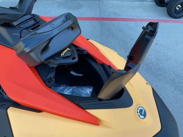 Slide: The Image of Sea-Doo ROTAX 900 ACE CONVENIENCE PACKAGE 2026 - 18