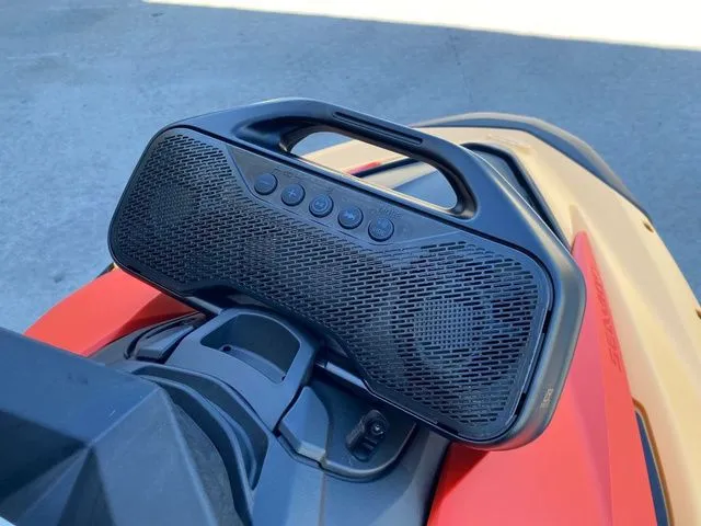 Slide: The Image of Sea-Doo ROTAX 900 ACE CONVENIENCE PACKAGE 2026 - 19