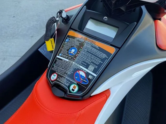 Slide: The Image of Sea-Doo ROTAX 900 ACE CONVENIENCE PACKAGE 2026 - 20