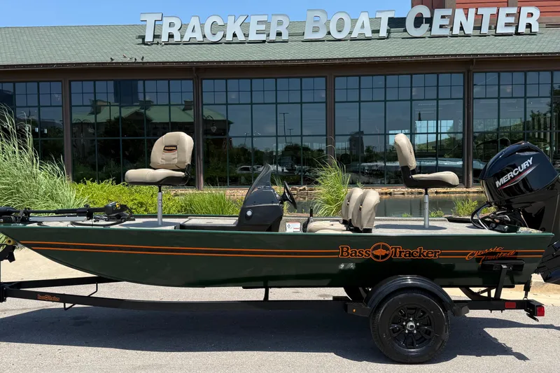 The Image of 2026 Tracker Bass Tracker Classic Limited boat at Tracker Boat Center. - 0