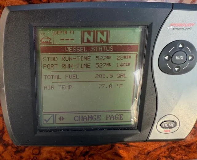 Slide: The Image of Display screen showing vessel status on a 2007 Sea Ray 320 Sundancer. - 22