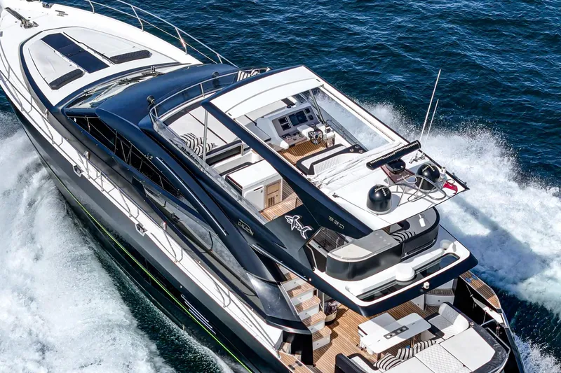 Slide: The Image of Luxury yacht Galeon 640 Fly 2016 cruising at sea. - 4
