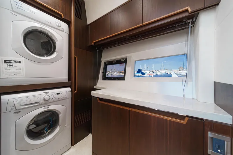 Slide: The Image of Galeon 640 Fly 2016 - 59