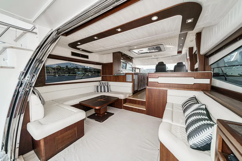 Slide: The Image of Luxurious interior of the 2016 Galeon 640 Fly yacht. - 33