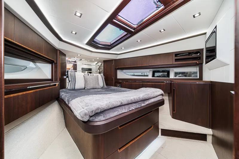 Slide: The Image of Galeon 660 Fly 2016 - 61