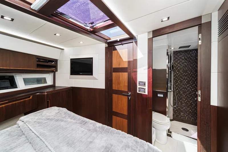 Slide: The Image of Galeon 660 Fly 2016 - 62