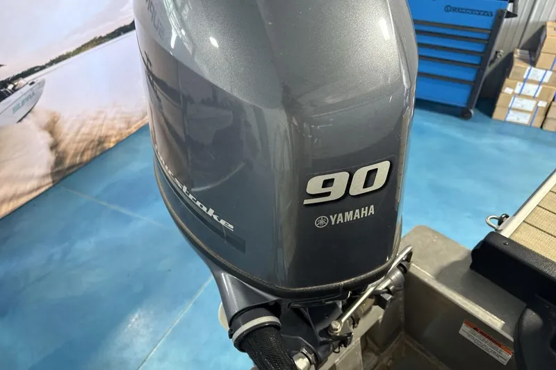 Slide: The Image of Yamaha 90 horsepower outboard motor on a 2021 SunCatcher Select 20C boat. - 18